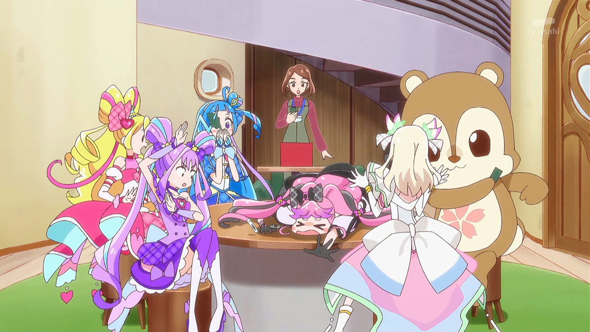 【悲報】プリキュアさん、着ぐるみに負けてしまう・・・